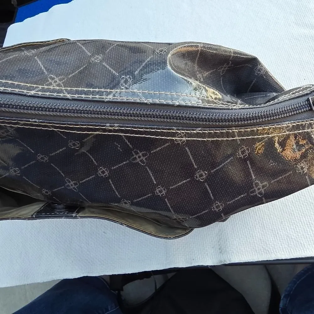 Oioi Australian diaper bag